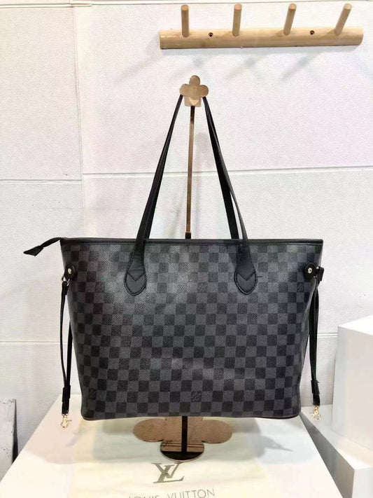 LOUIS VUITTON NEVERFUL Hand Bag