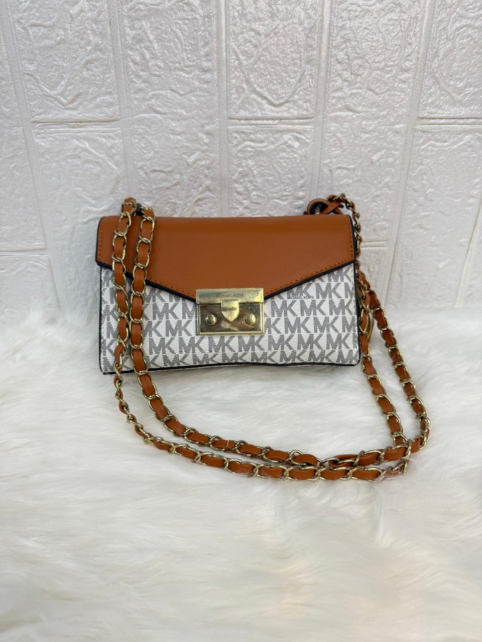 MICHEAL KORS Cross Body Bag