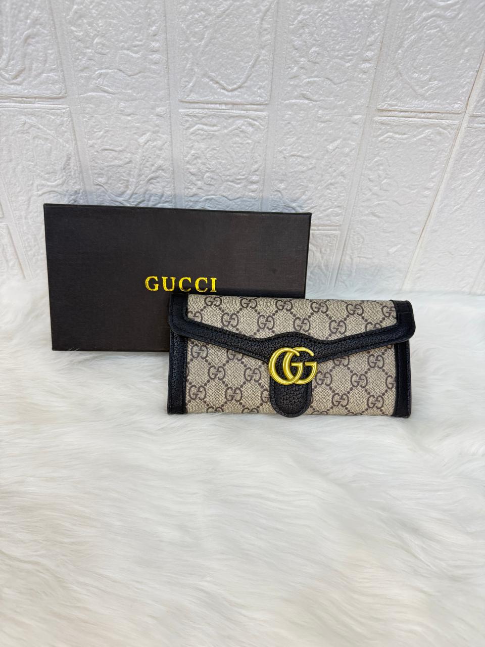 GUCCI Ladies Wallet