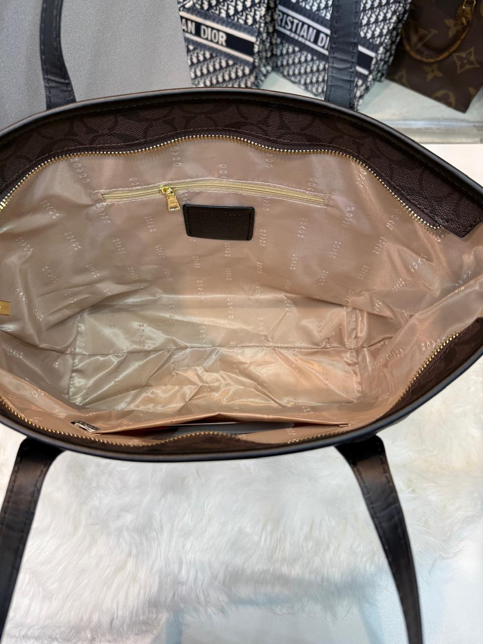 COACH (NEW YORK) Hand Bag