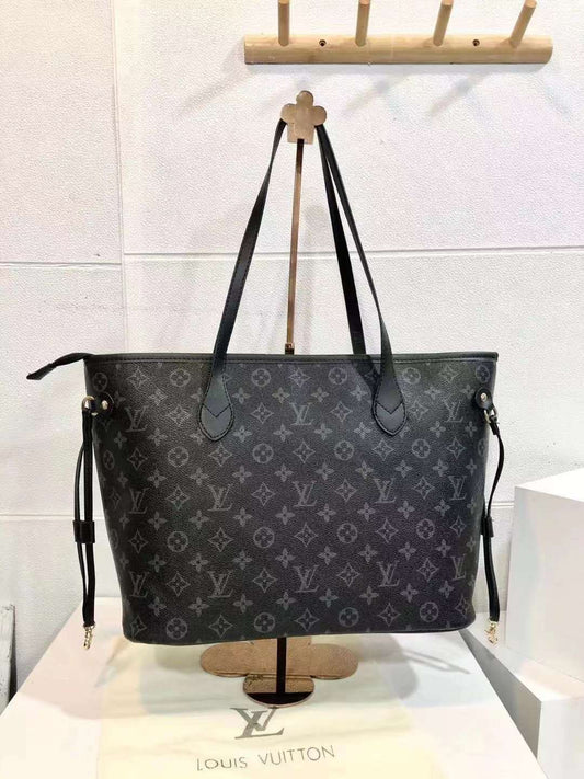 LOUIS VUITTON Neverful Hand Bag