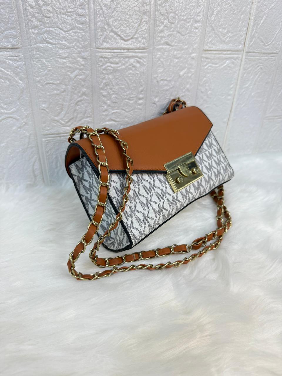 MICHEAL KORS Cross Body Bag